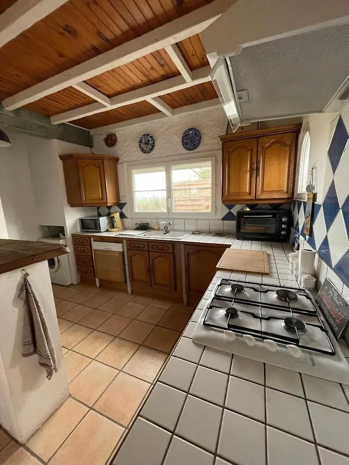 Vakantiehuis Charming House With Garden Terrace And Barbecue Villa Saint-Cricq